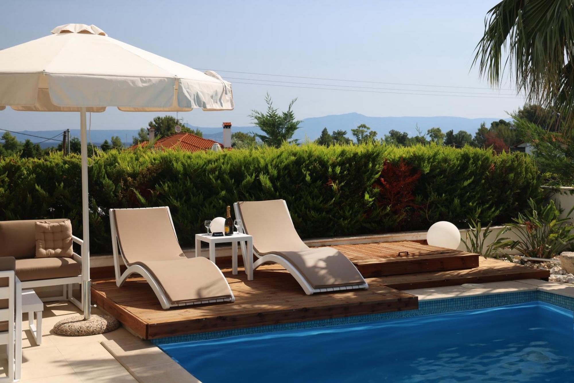 Villa Douglas - Private Pool, BBQ, 4Bdrms, View Pefkochori Esterno foto