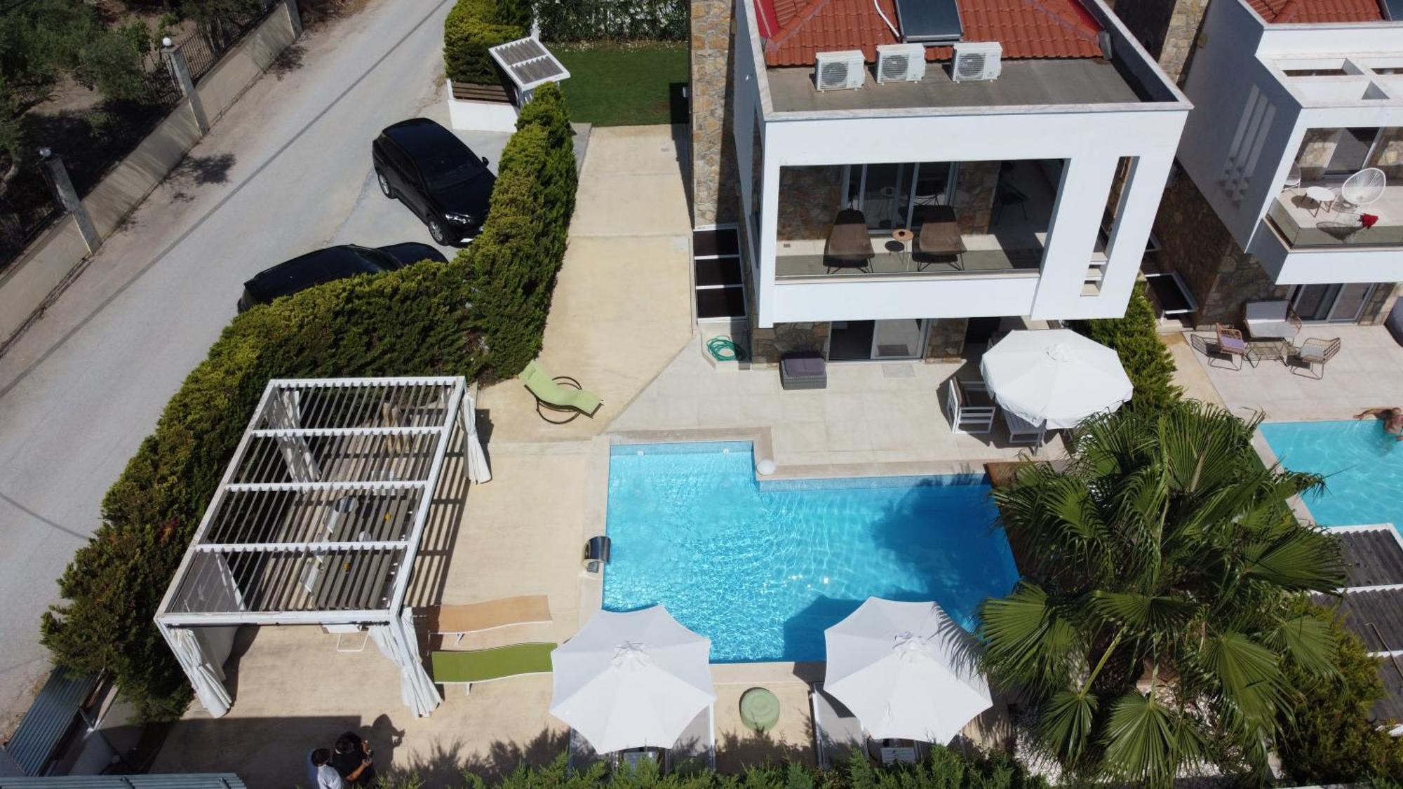 Villa Douglas - Private Pool, BBQ, 4Bdrms, View Pefkochori Esterno foto