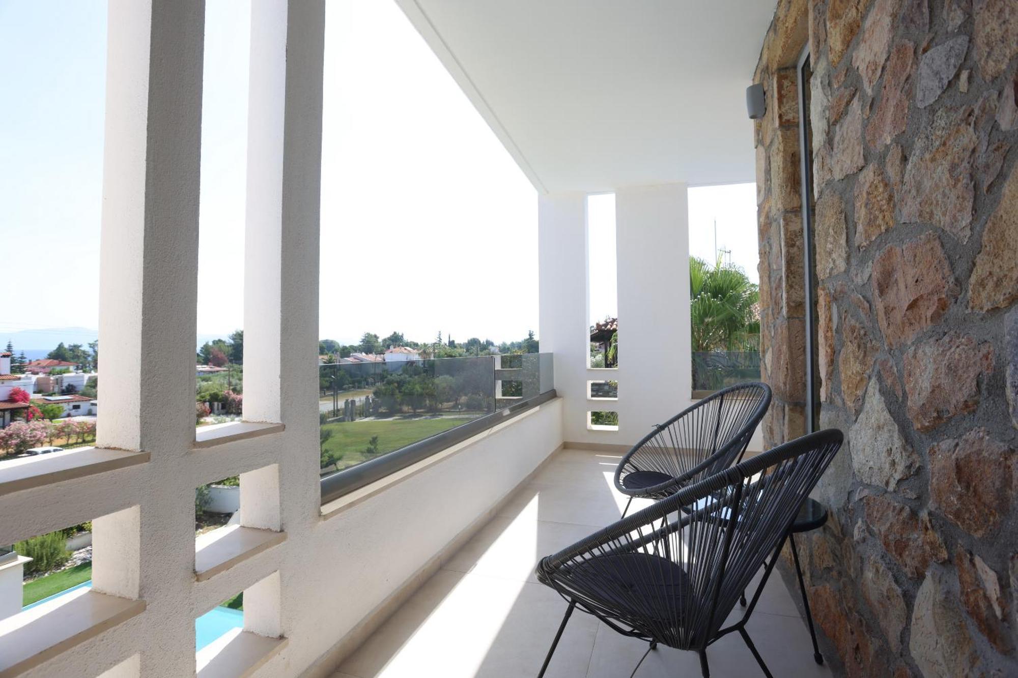 Villa Douglas - Private Pool, BBQ, 4Bdrms, View Pefkochori Esterno foto