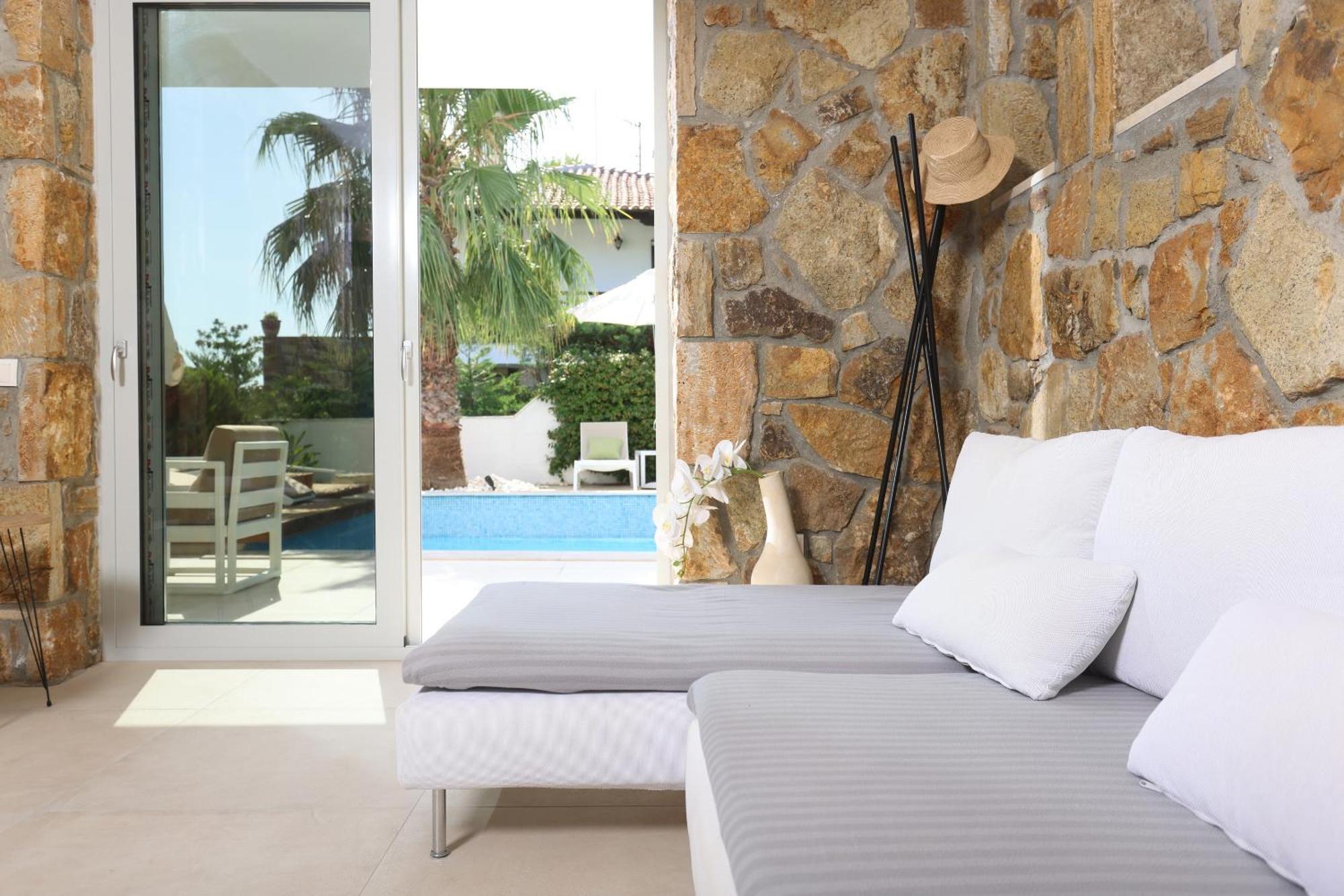 Villa Douglas - Private Pool, BBQ, 4Bdrms, View Pefkochori Esterno foto